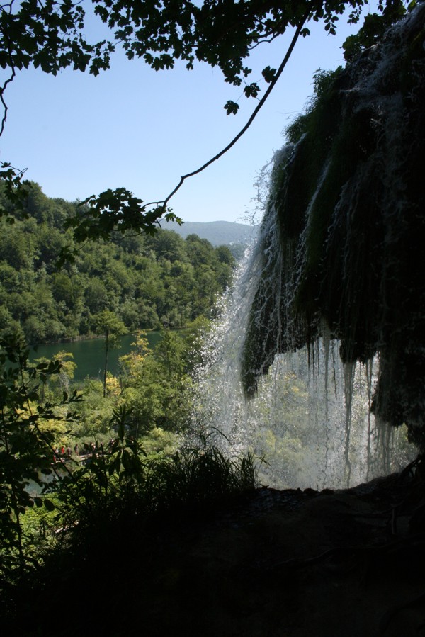 Wasserfall im Gegenlicht, Nationalpark Plitvice